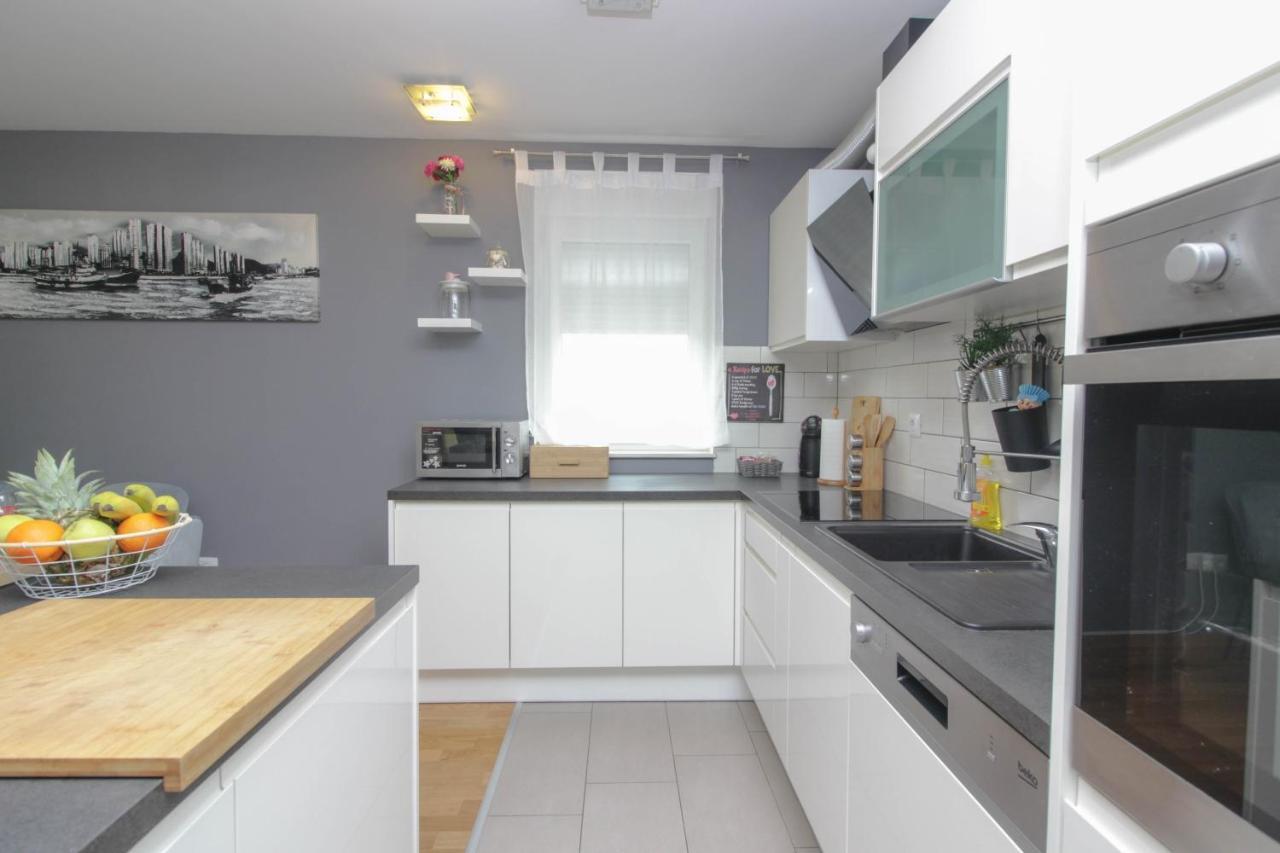 Apartman Tara *